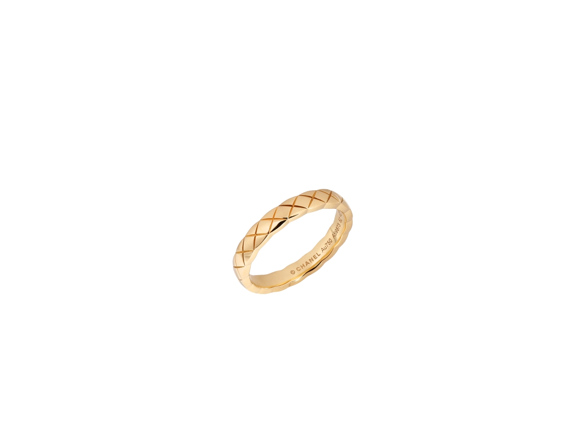 https://d2cva83hdk3bwc.cloudfront.net/chanel-coco-crush-ring-in-gold-2.jpg