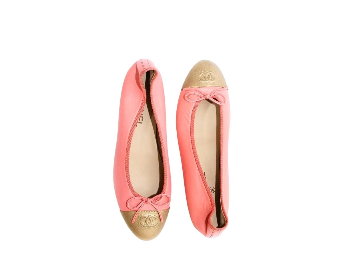 https://d2cva83hdk3bwc.cloudfront.net/chanel-coco-flats-in-leather-with-logo-peach-2.jpg