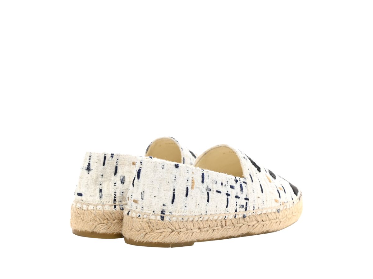 https://d2cva83hdk3bwc.cloudfront.net/chanel-espadrilles-in-tweed-and-grosgrain-white-black-3.jpg