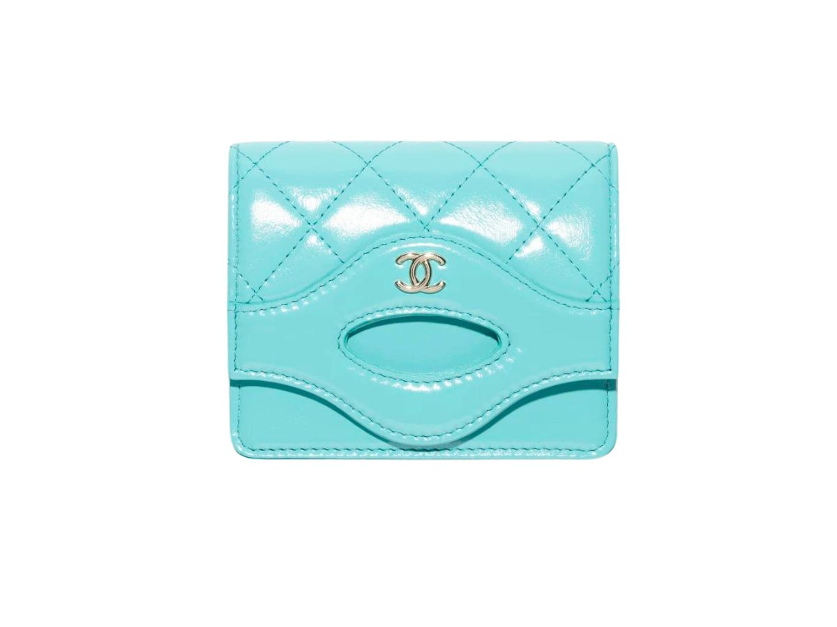 https://d2cva83hdk3bwc.cloudfront.net/chanel-flap-card-holder-in-shiny-calfskin-with-gold-tone-metal-turquoise-1.jpg