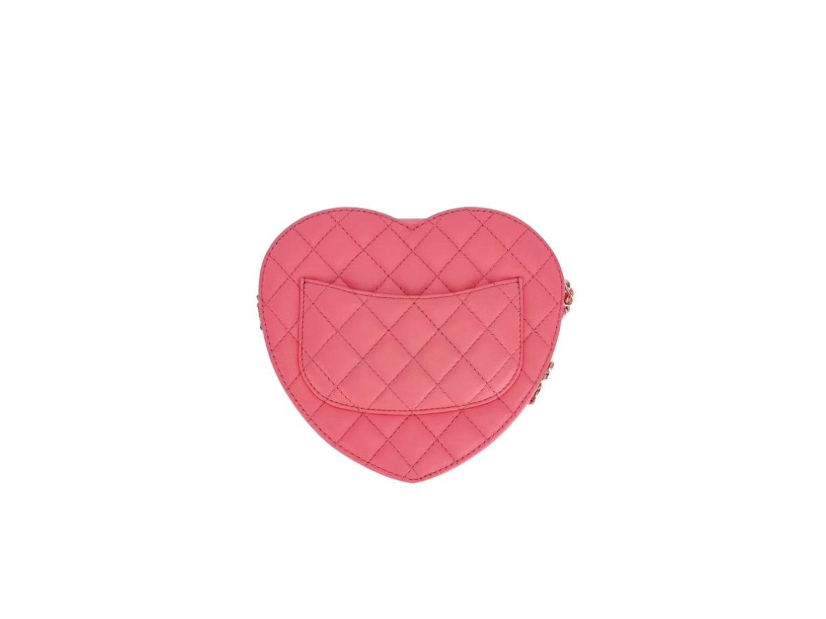 https://d2cva83hdk3bwc.cloudfront.net/chanel-heart-bag-in-lambskin-with-gold-hardware-coral-pink-2.jpg