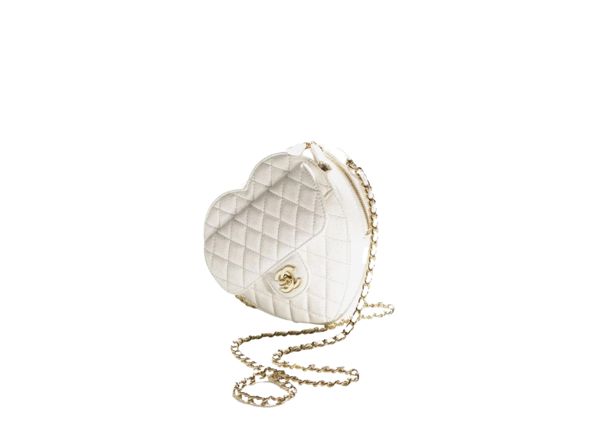 https://d2cva83hdk3bwc.cloudfront.net/chanel-heart-bag-in-lambskin-with-gold-hardware-white-4.jpg