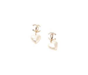 Chanel Heart Earrings In Metal And Resin Gold With Pearly White