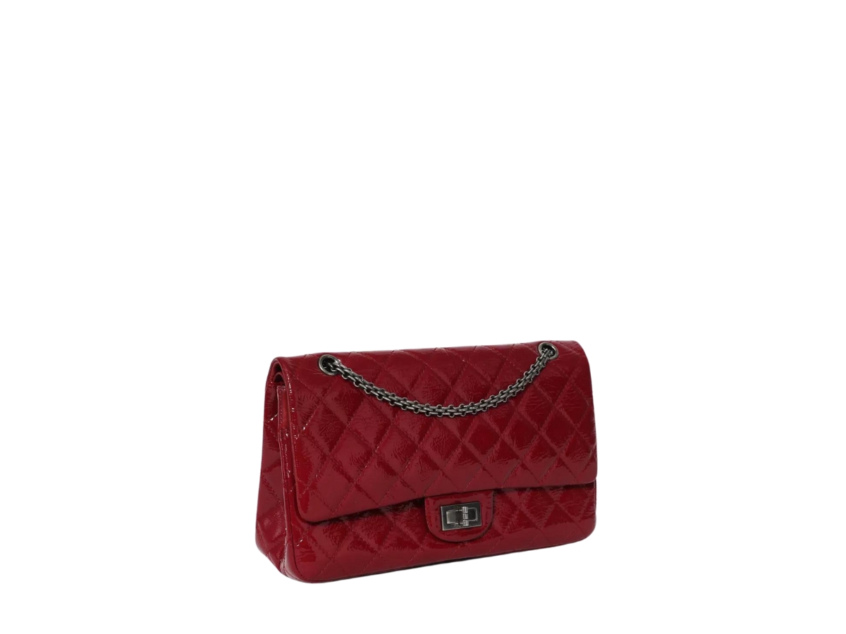 https://d2cva83hdk3bwc.cloudfront.net/chanel-jumbo-2-55-in-smooth-calfskin-leather-with-with-silver-hardware-burgundy-3.jpg
