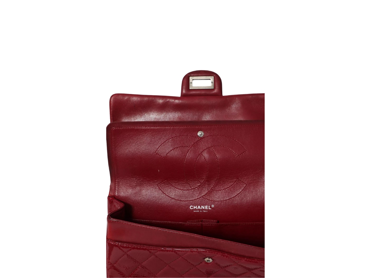 https://d2cva83hdk3bwc.cloudfront.net/chanel-jumbo-2-55-in-smooth-calfskin-leather-with-with-silver-hardware-burgundy-7.jpg