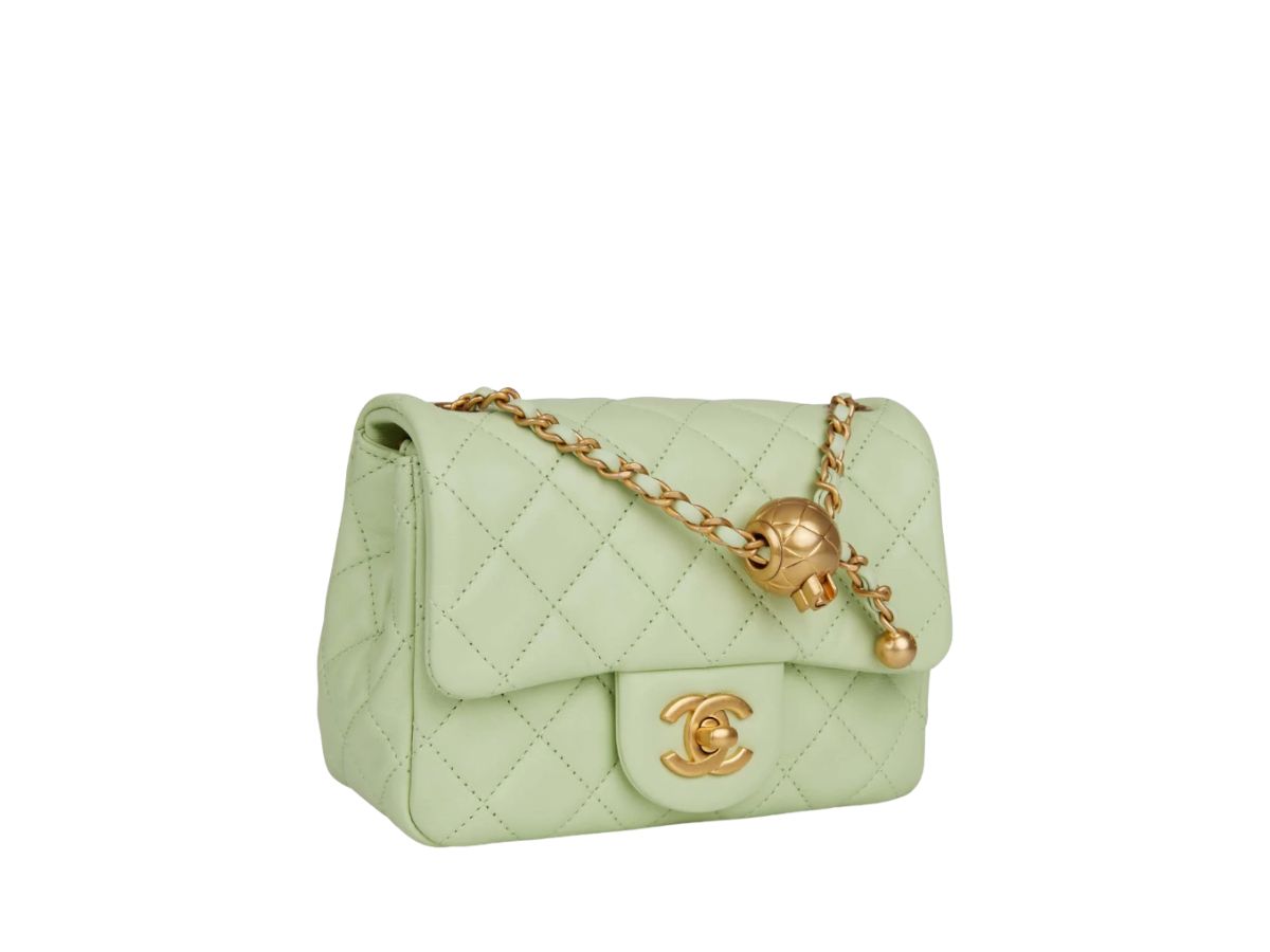 SASOM  Chanel Pearl Crush Mini Square Flap Bag