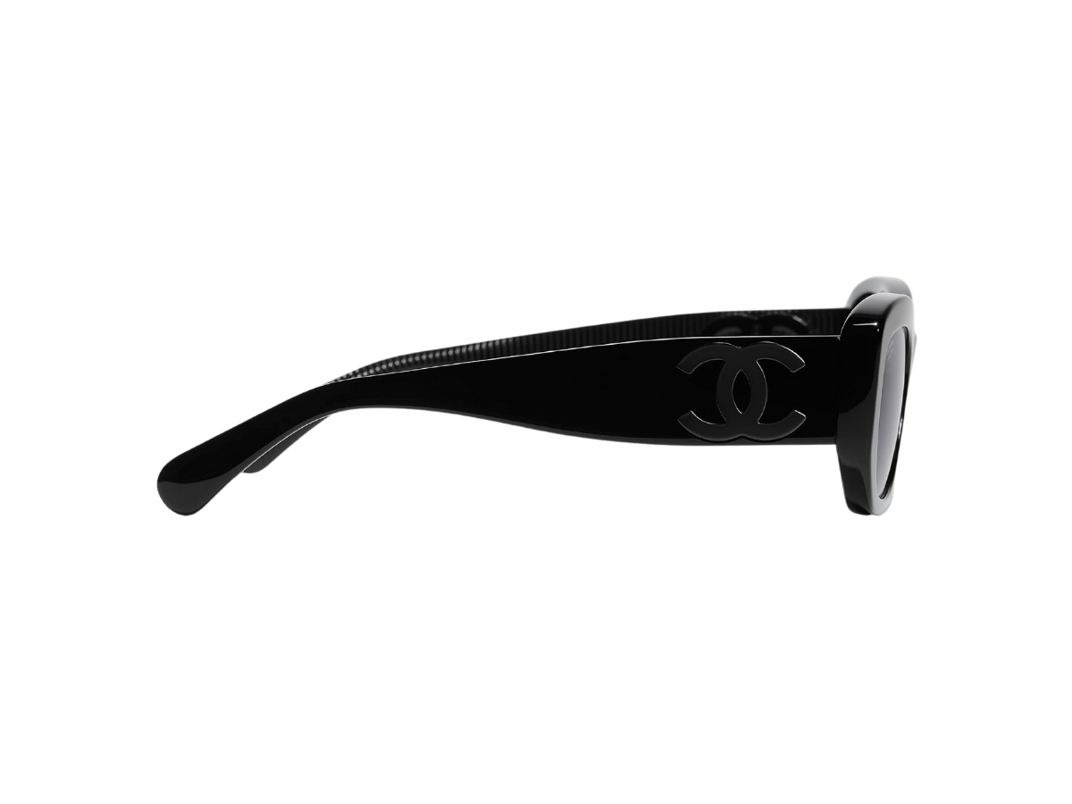 https://d2cva83hdk3bwc.cloudfront.net/chanel-rectangle-sunglasses-in-black-acetate-black-cc-logo-with-mirror-lenses-3.jpg