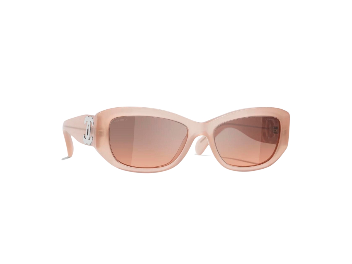 https://d2cva83hdk3bwc.cloudfront.net/chanel-rectangle-sunglasses-in-coral-lenses-with-coral-gradient-3.jpg