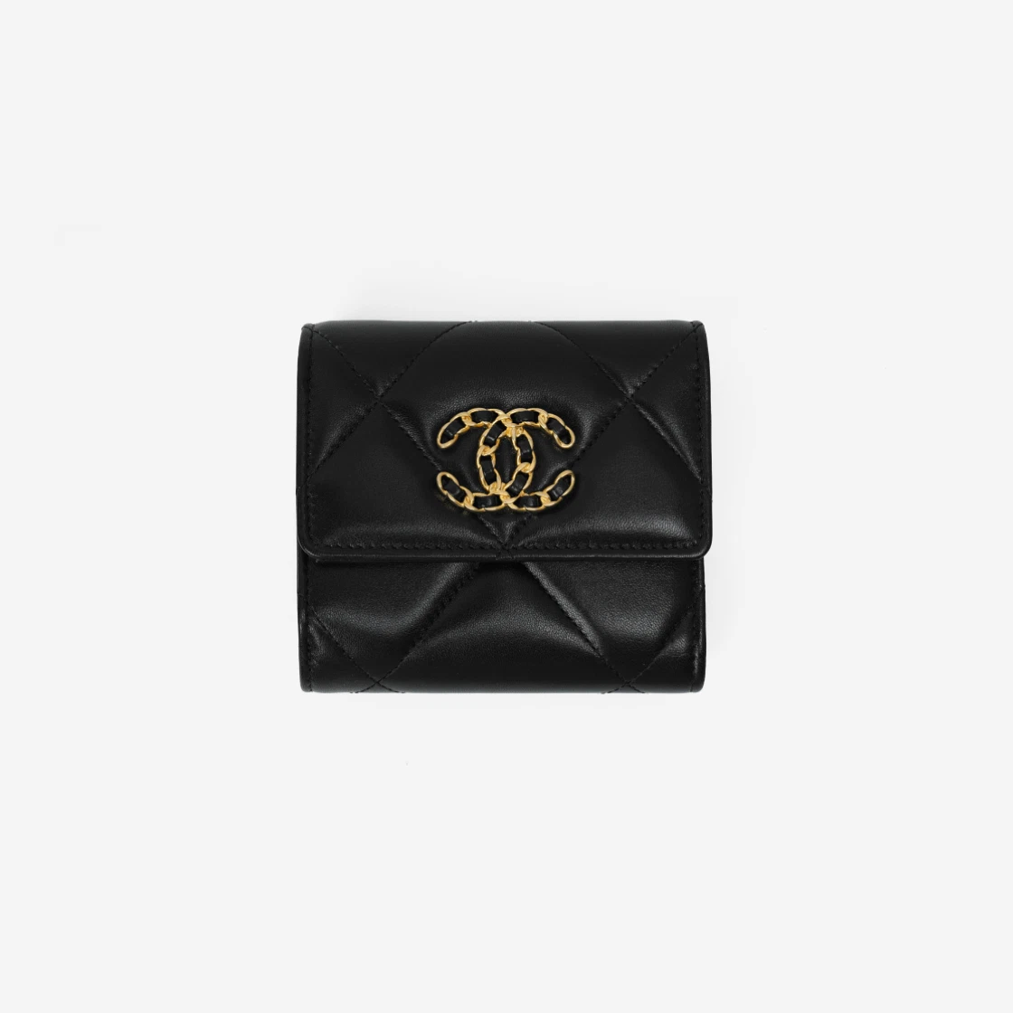 https://d2cva83hdk3bwc.cloudfront.net/chanel-small-19-flap-wallet-lambskin-%26-gold-black-1.jpg