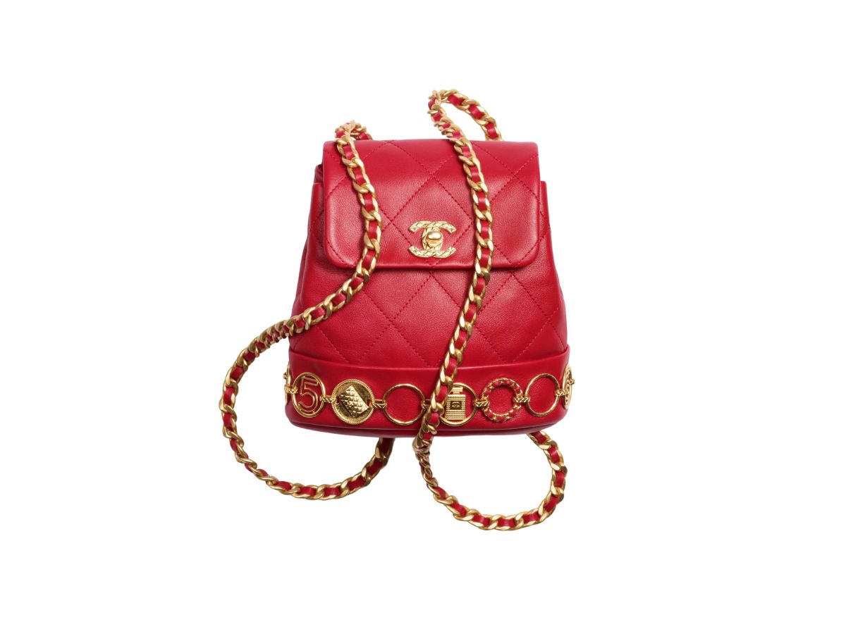 https://d2cva83hdk3bwc.cloudfront.net/chanel-small-backpack-in-calfskin-with-gold-tone-metal-red--2.jpg