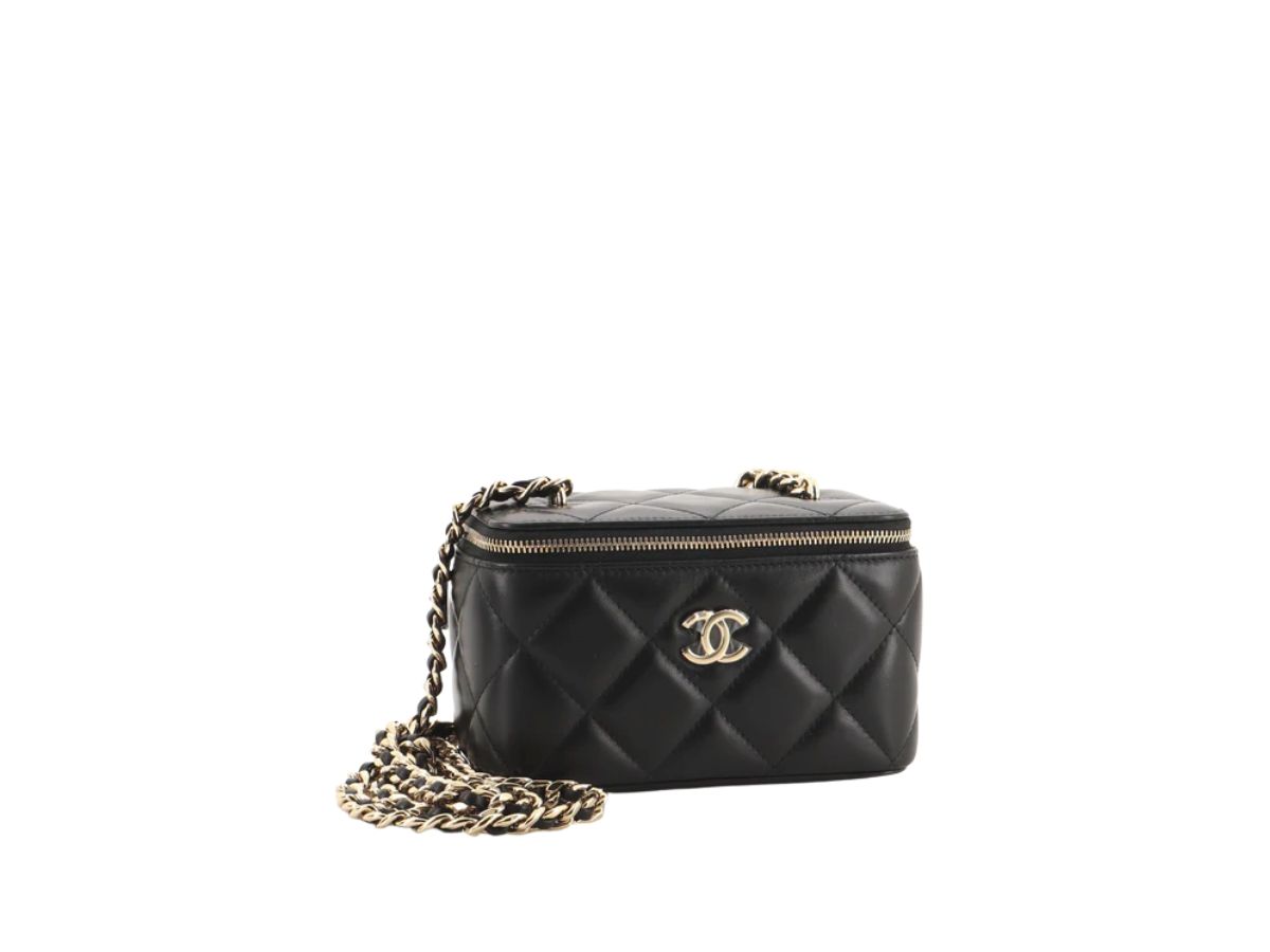 SASOM  Chanel Small Vanity Case Quilted Lambskin