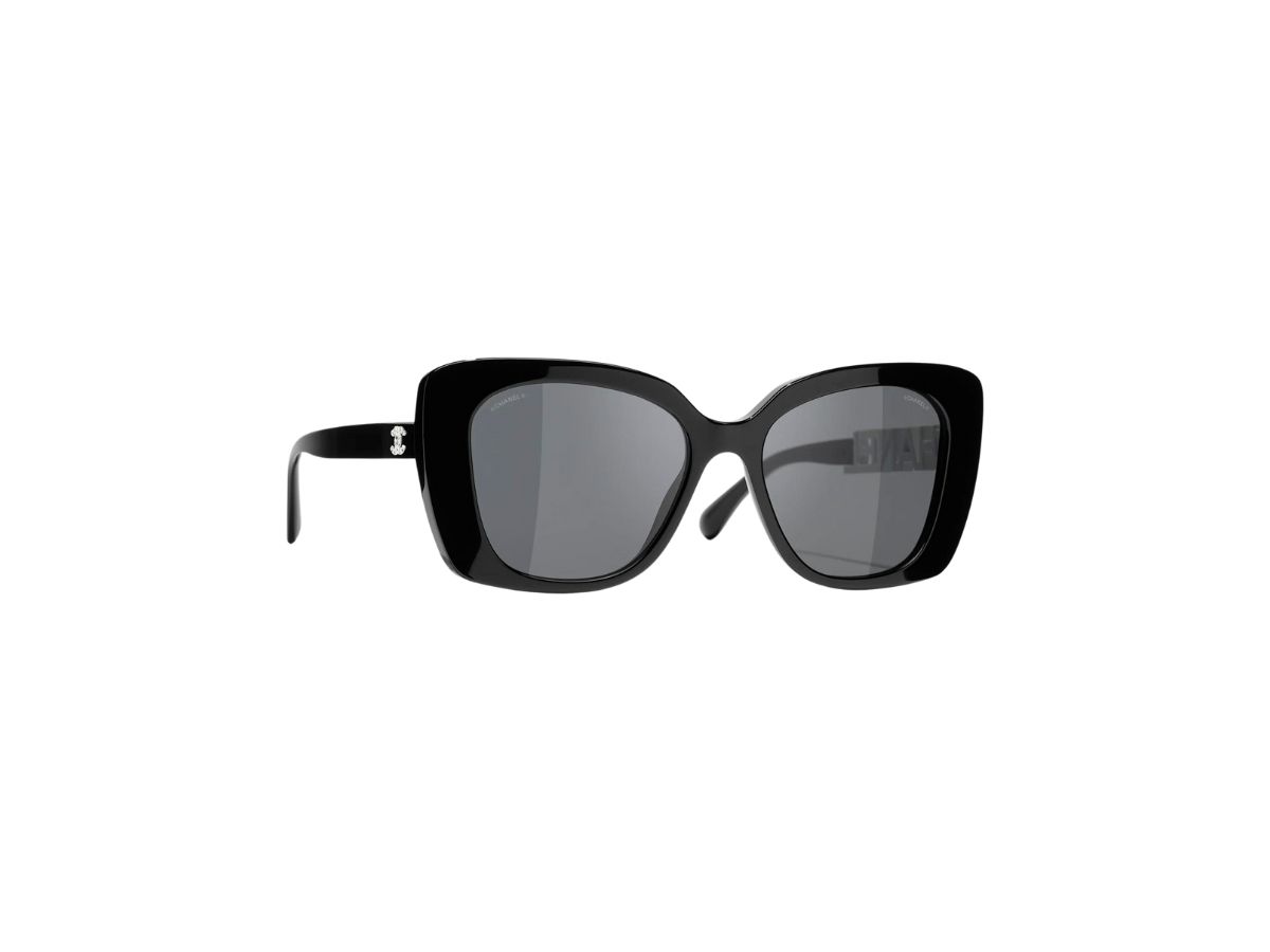 https://d2cva83hdk3bwc.cloudfront.net/chanel-square-sunglasses-in-acetate-and-strass-black-2.jpg