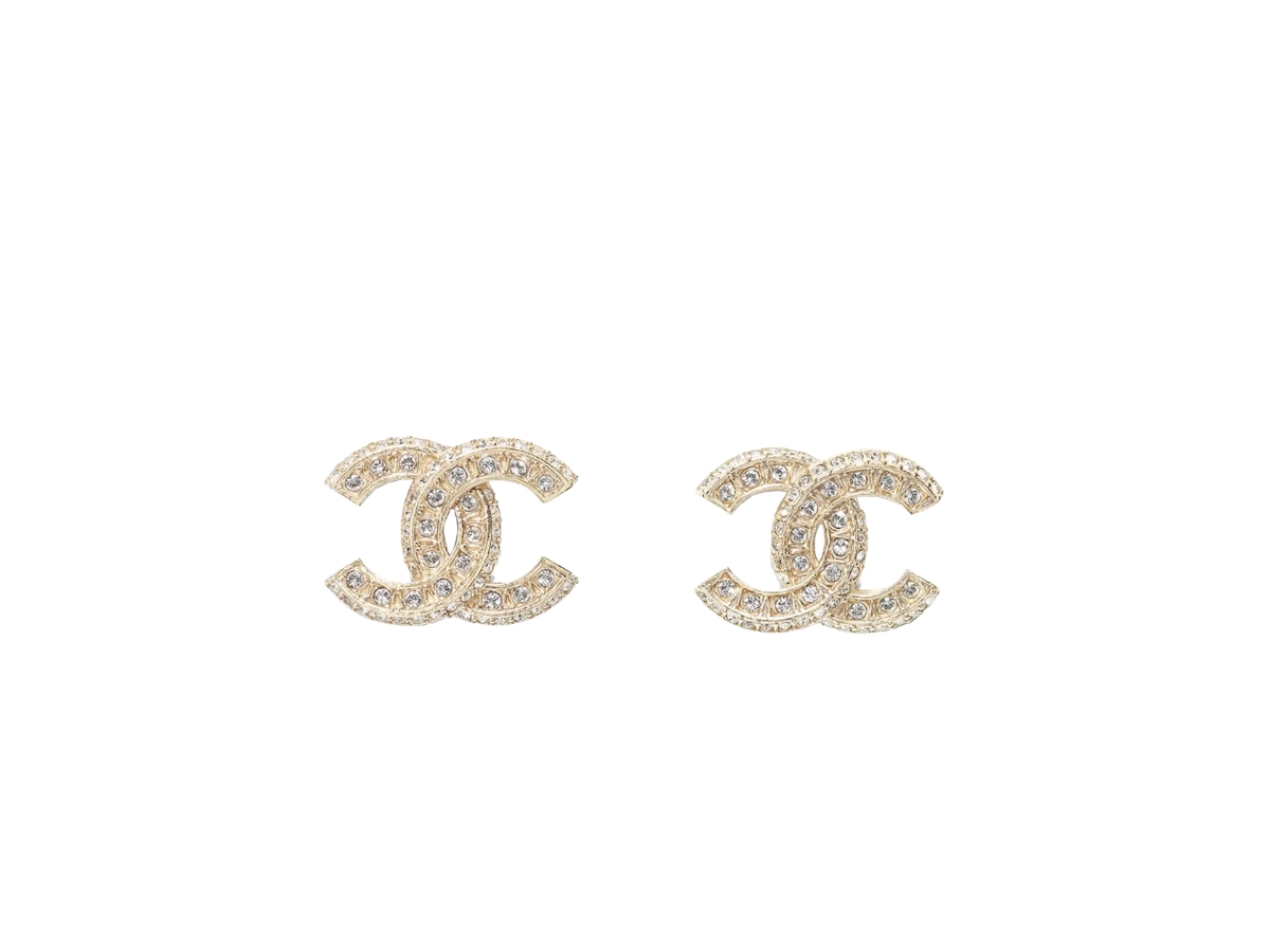 https://d2cva83hdk3bwc.cloudfront.net/chanel-stud-drop-earrings-in-crystal-cc-logo-gold-1.jpg