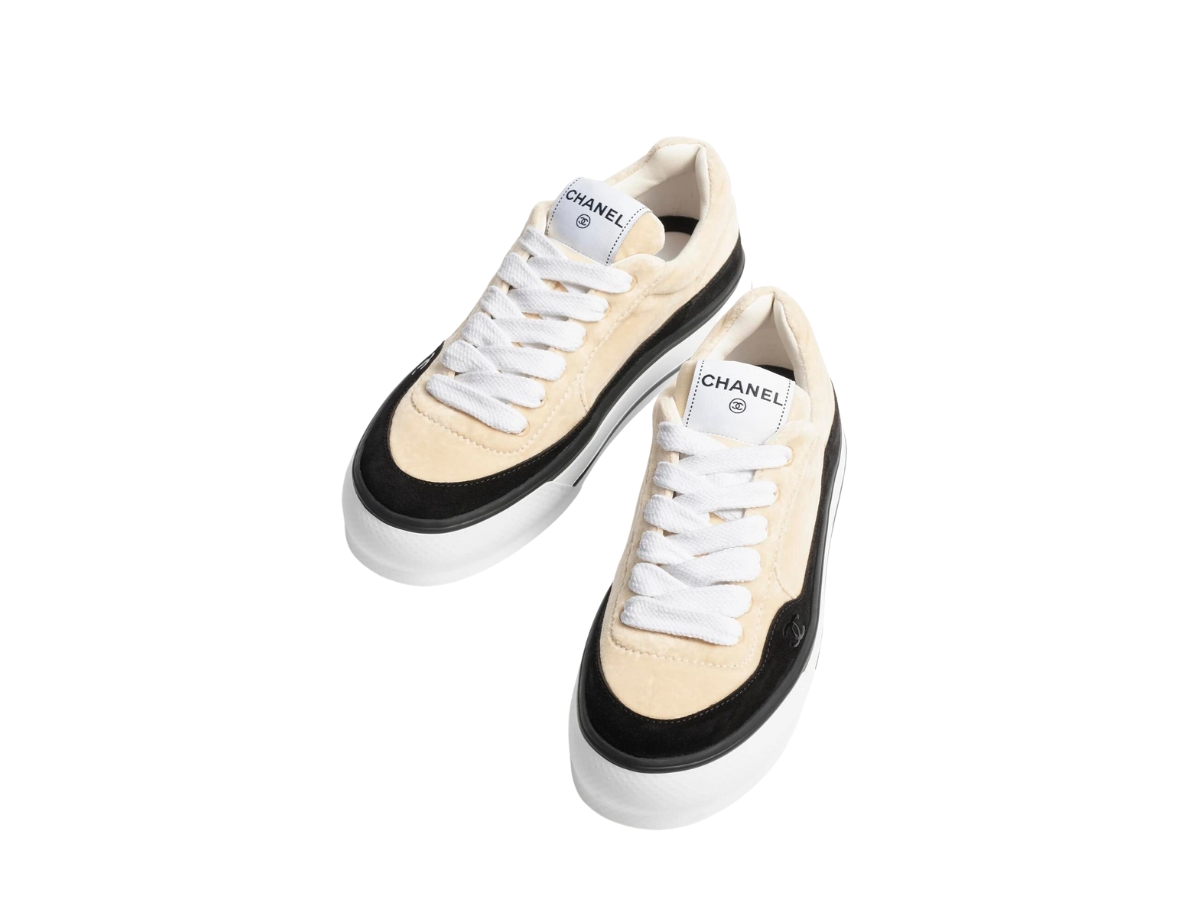 https://d2cva83hdk3bwc.cloudfront.net/chanel-trainers-in-velvet-and-suede-calfskin-ivory-black--w--2.jpg