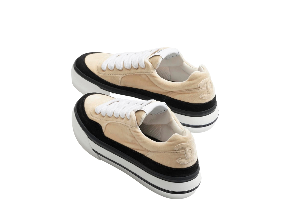 https://d2cva83hdk3bwc.cloudfront.net/chanel-trainers-in-velvet-and-suede-calfskin-ivory-black--w--3.jpg