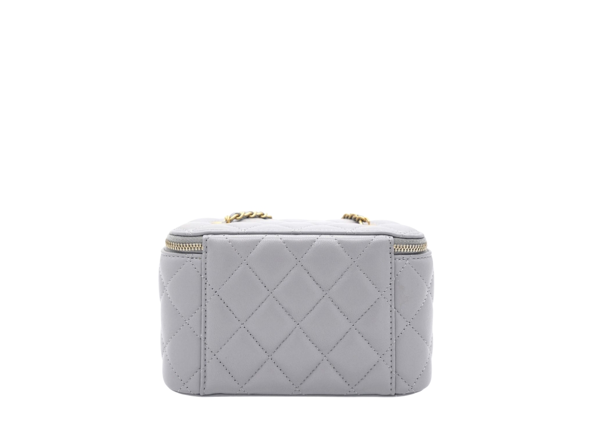 SASOM | bags Chanel Vanity Case Small In Quilted Lambskin With 