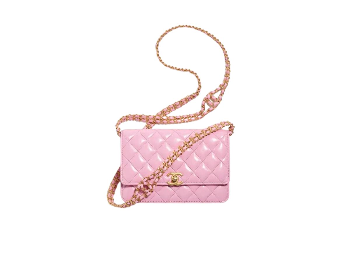 https://d2cva83hdk3bwc.cloudfront.net/chanel-wallet-on-chain-in-shiny-lambskin-with-gold-tone-metal-lilac-1.jpg