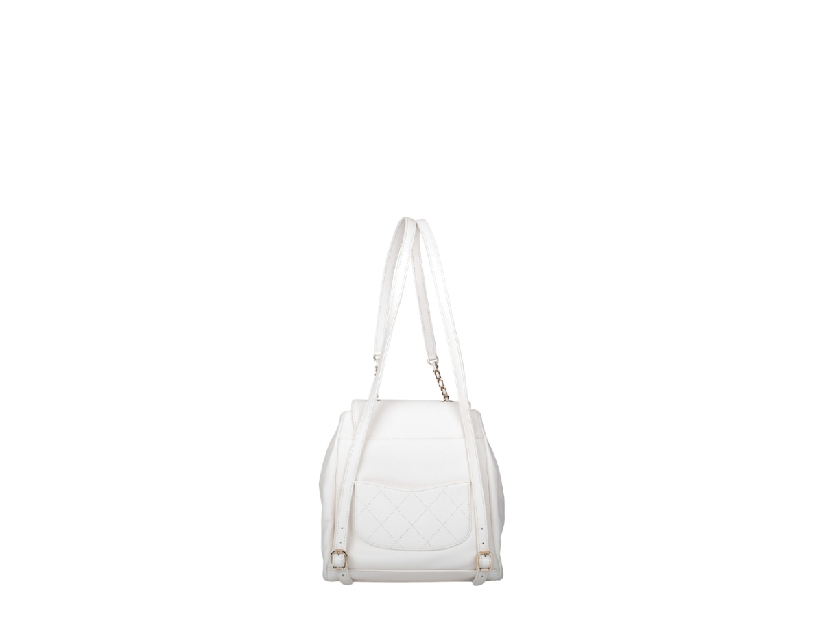 https://d2cva83hdk3bwc.cloudfront.net/chl-bpbcwcab-chanel-white-caviar-affinity-backpack-2.jpg