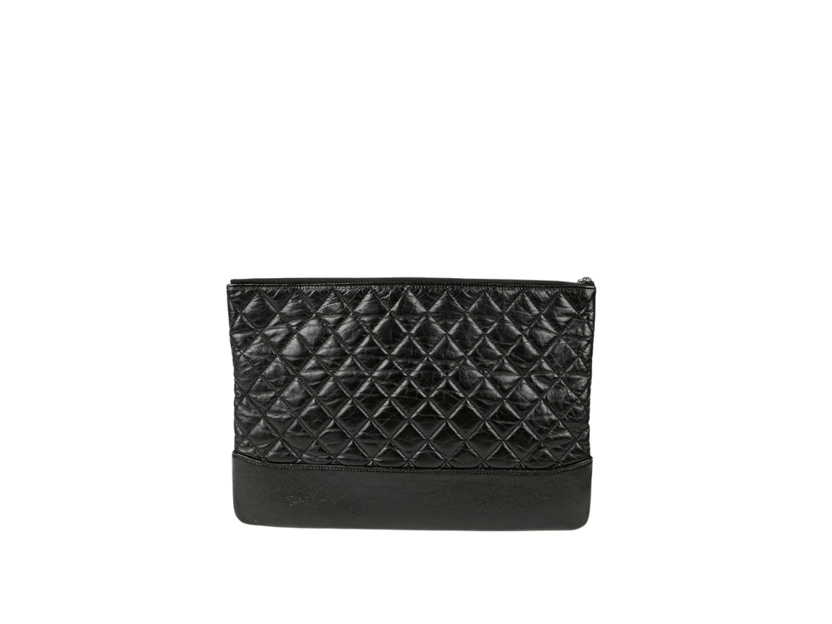 https://d2cva83hdk3bwc.cloudfront.net/chl-cltbcgcb-chanel-gabrielle-clutch-black-2.jpg