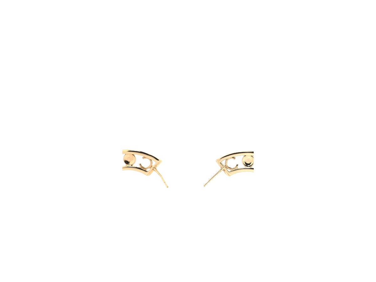 https://d2cva83hdk3bwc.cloudfront.net/chl-eracbtcheicpwgh-chanel-bow-tiful-cc-hoop-earrings-in-crystal-pearl-with-gold-hardware-2.jpg