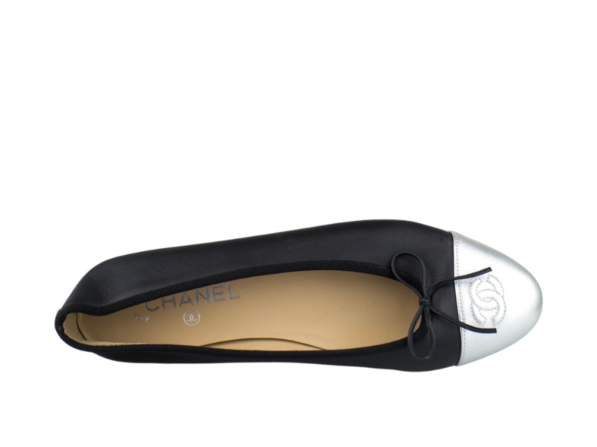 https://d2cva83hdk3bwc.cloudfront.net/chl-flsclbfbs-chanel-leather-ballerina-flats-black-silver-4.jpg