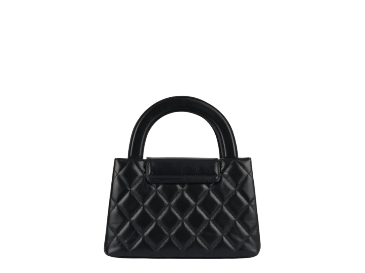 https://d2cva83hdk3bwc.cloudfront.net/chl-habbcskreb-chanel-small-kelly-re-edition-black-4.jpg