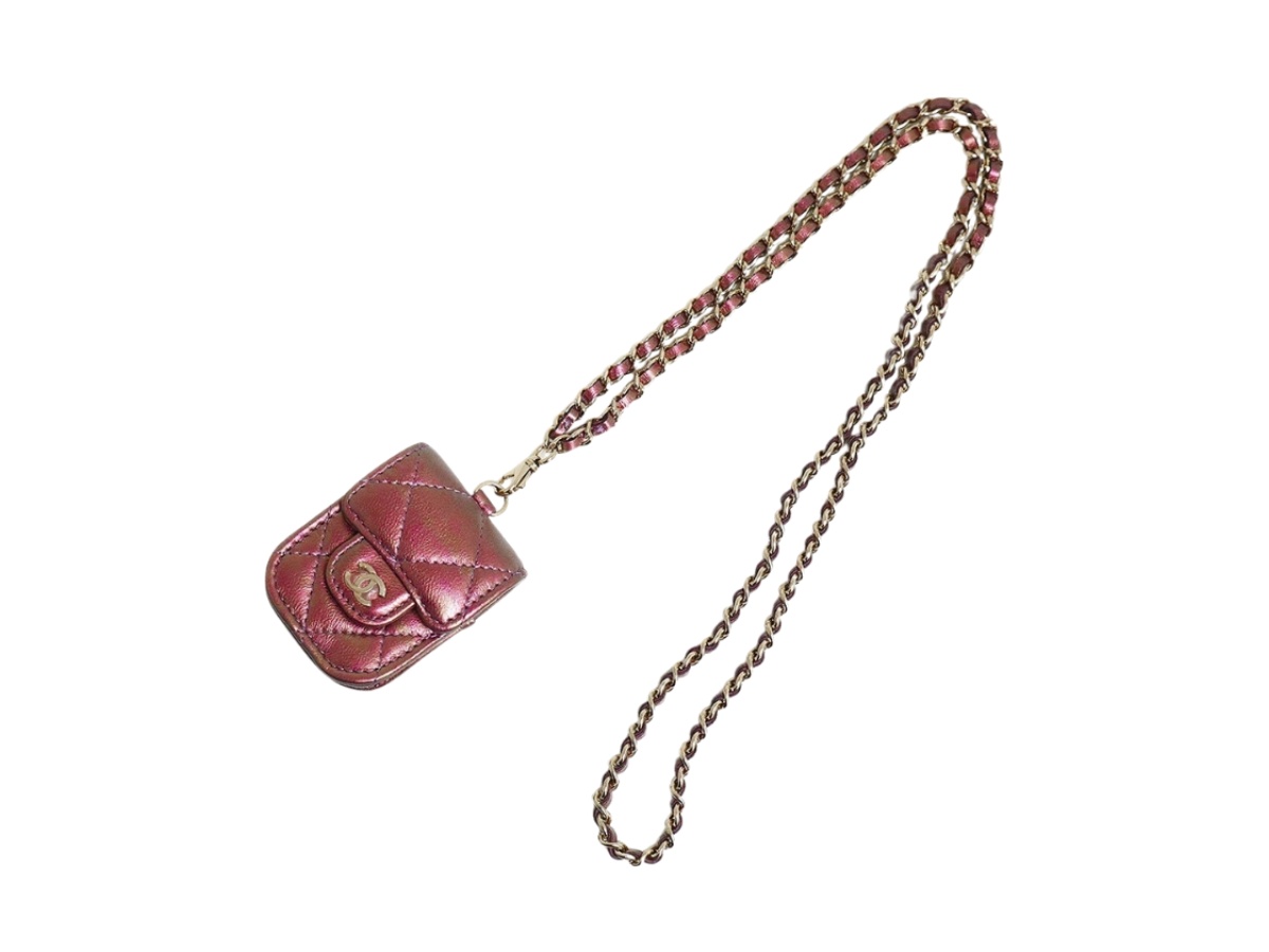 https://d2cva83hdk3bwc.cloudfront.net/chl-keacmapcilmp-chanel-matelasse-airpods-pro-case-iridescent-lambskin-metallic-purple-1.jpg