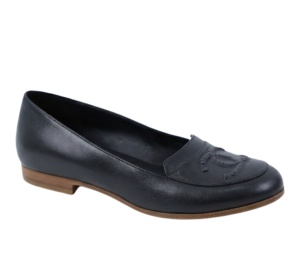 Buy Chanel Mocassins Loafers CC Logo Black at Sasom – Authentic and Ready to Ship