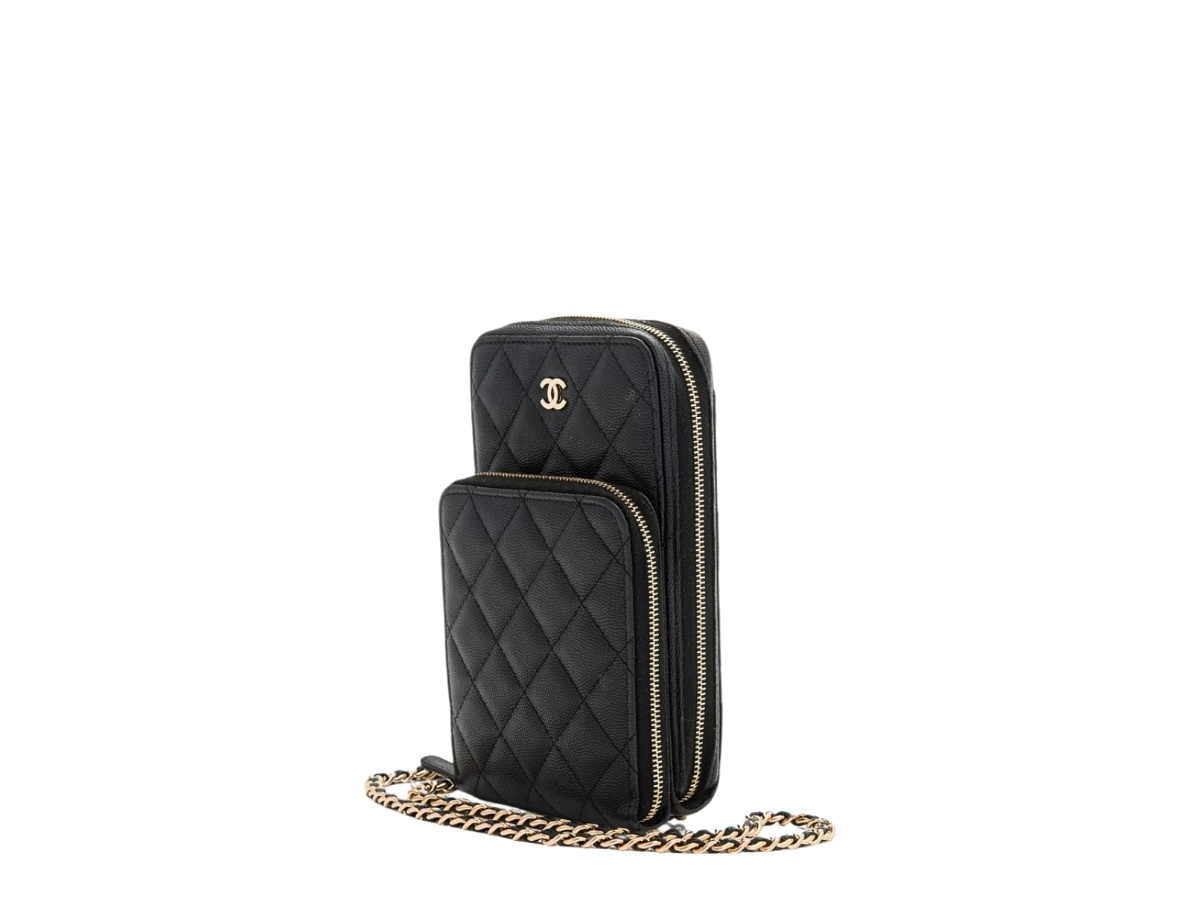 https://d2cva83hdk3bwc.cloudfront.net/chl-pbbcpciclwghb-chanel-phone-case-in-caviar-leather-with-gold-hardware-black-2.jpg