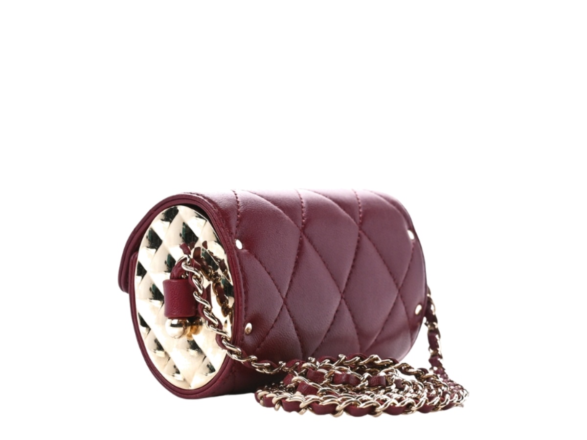 https://d2cva83hdk3bwc.cloudfront.net/chl-sbbcboschwcb-chanel-box-of-secrets-card-holder-with-chain-burgundy-2.jpg