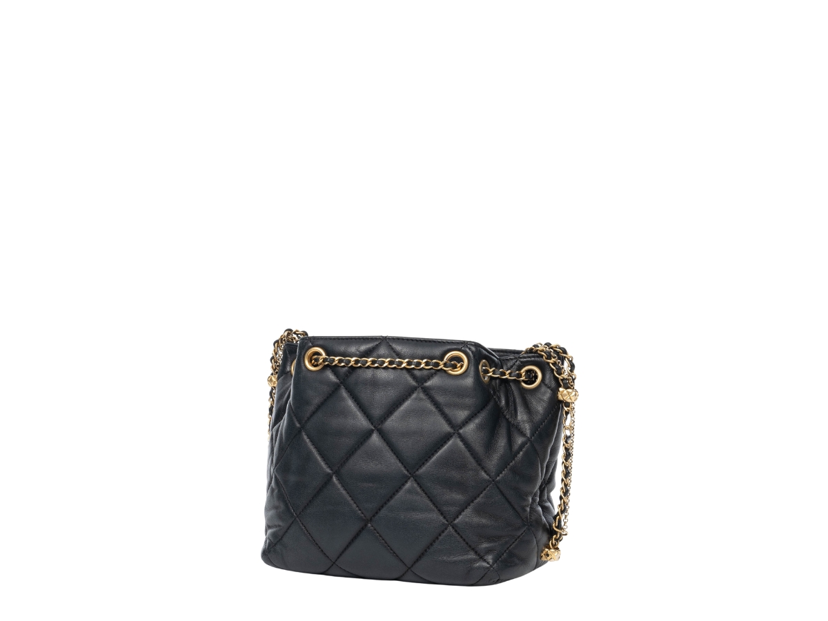 https://d2cva83hdk3bwc.cloudfront.net/chl-sbbccdsbbighwb-chanel-chains-drawstring-small-bucket-bag-in-gold-hardware-with-black-3.jpg