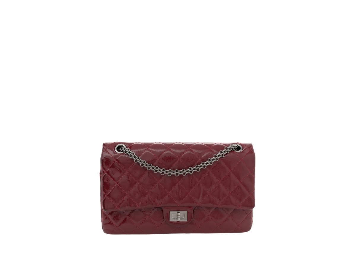 https://d2cva83hdk3bwc.cloudfront.net/chl-sbbcr2b-chanel-reissue-226-burgundy-1.jpg