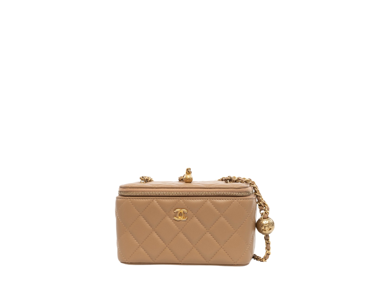 https://d2cva83hdk3bwc.cloudfront.net/chl-sbbcsvcbighwb-chanel-small-vanity-case-bag-in-gold-hardware-with-beige-2.jpg