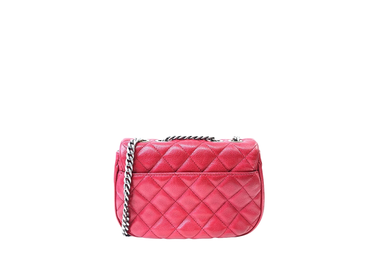 https://d2cva83hdk3bwc.cloudfront.net/chl-sbbcvffchpr-chanel-vintage-full-flap-chain-holo23-pink-red-2.jpg