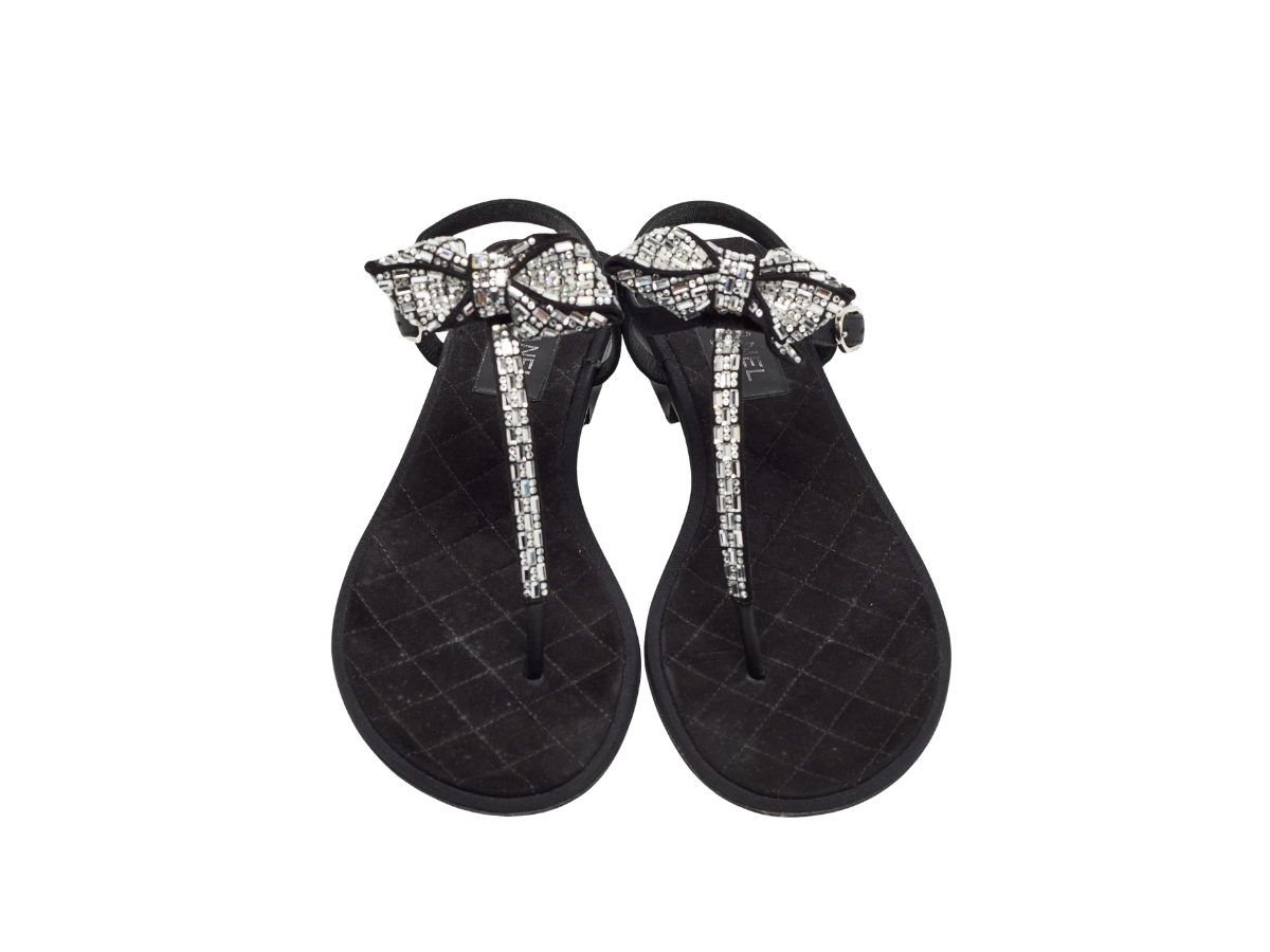 https://d2cva83hdk3bwc.cloudfront.net/chl-sdscgvcbtsb-chanel-grosgrain-velvet-crystal-bow-thong-sandals-black-4.jpg