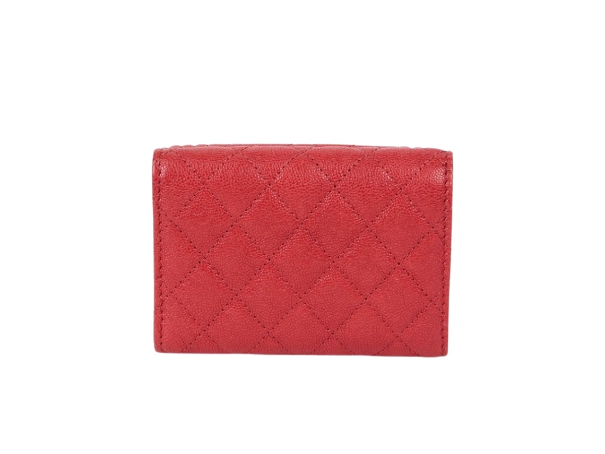 https://d2cva83hdk3bwc.cloudfront.net/chl-wlbcbdwr-chanel-boy-double-wallet-red-2.jpg
