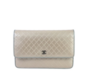 Buy Chanel Classic Wallet On Chain Metallic Gold at Sasom – Authentic and Ready to Ship