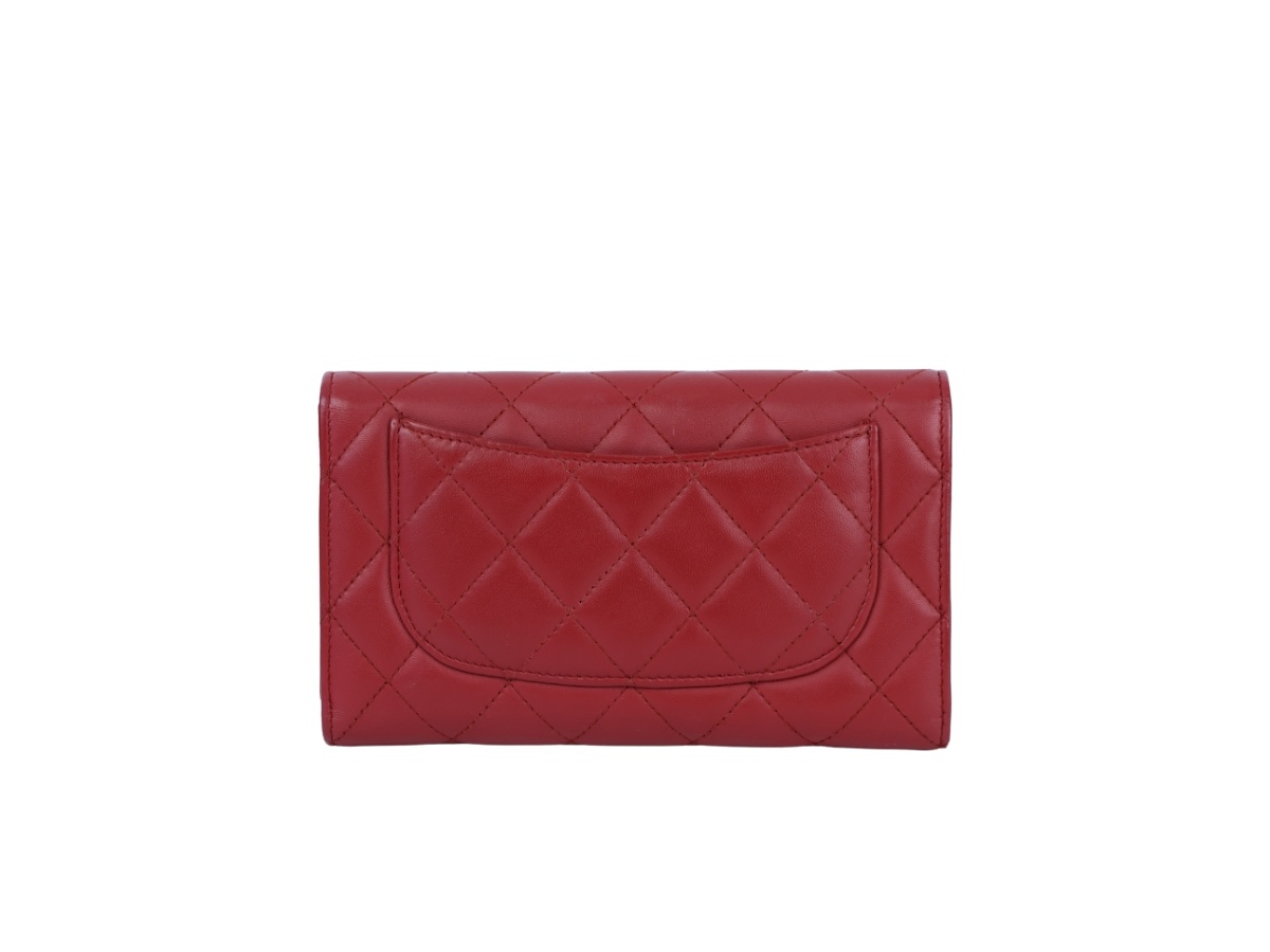 https://d2cva83hdk3bwc.cloudfront.net/chl-wlbcmfbr-chanel-mini-flap-bag-red-2.jpg