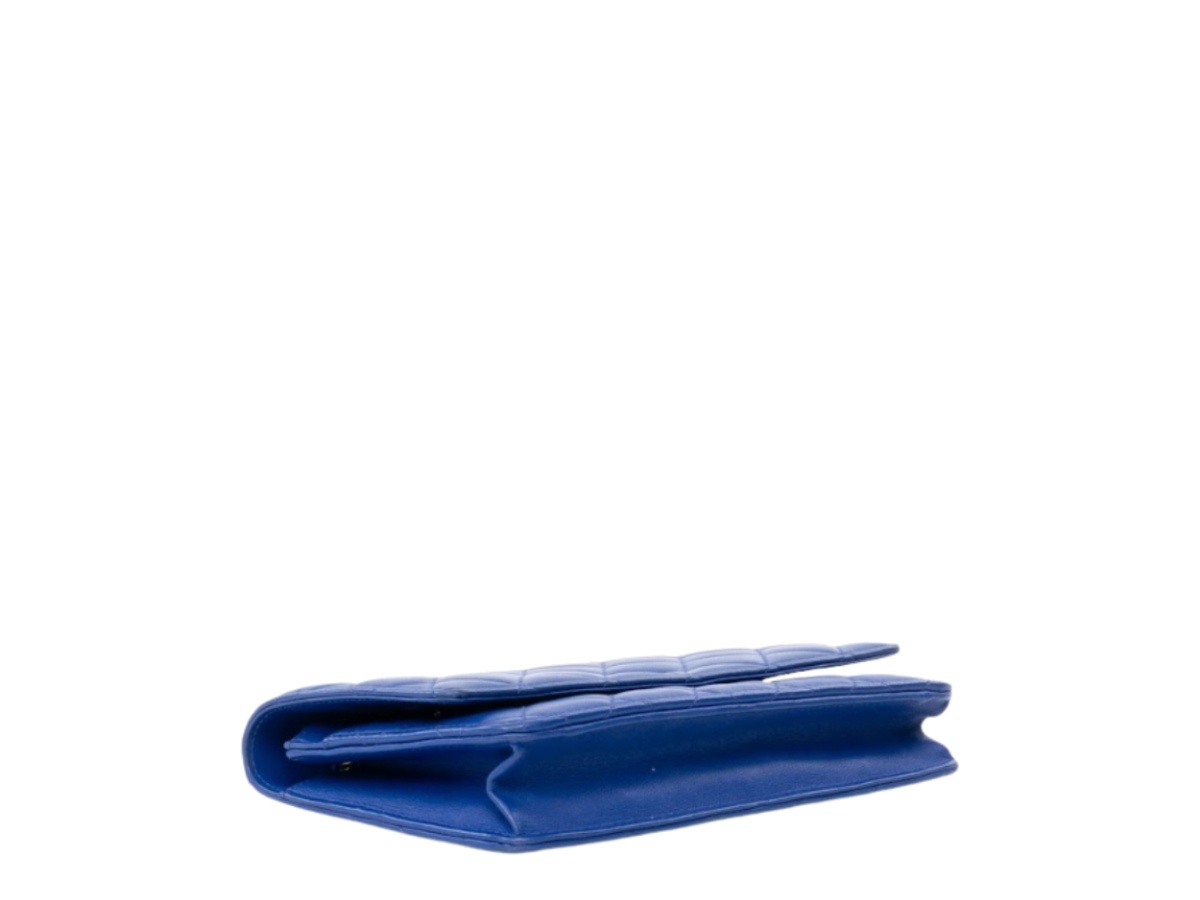 https://d2cva83hdk3bwc.cloudfront.net/chl-wlbcqwocwiblwsh-chanel-quilted-wallet-on-chain-woc-in-blue-lambskin-with-silver-hardware-3.jpg
