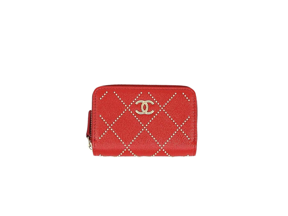 https://d2cva83hdk3bwc.cloudfront.net/chl-wlbcsmccr-chanel-studded-matrasse-coin-case-red-2.jpg