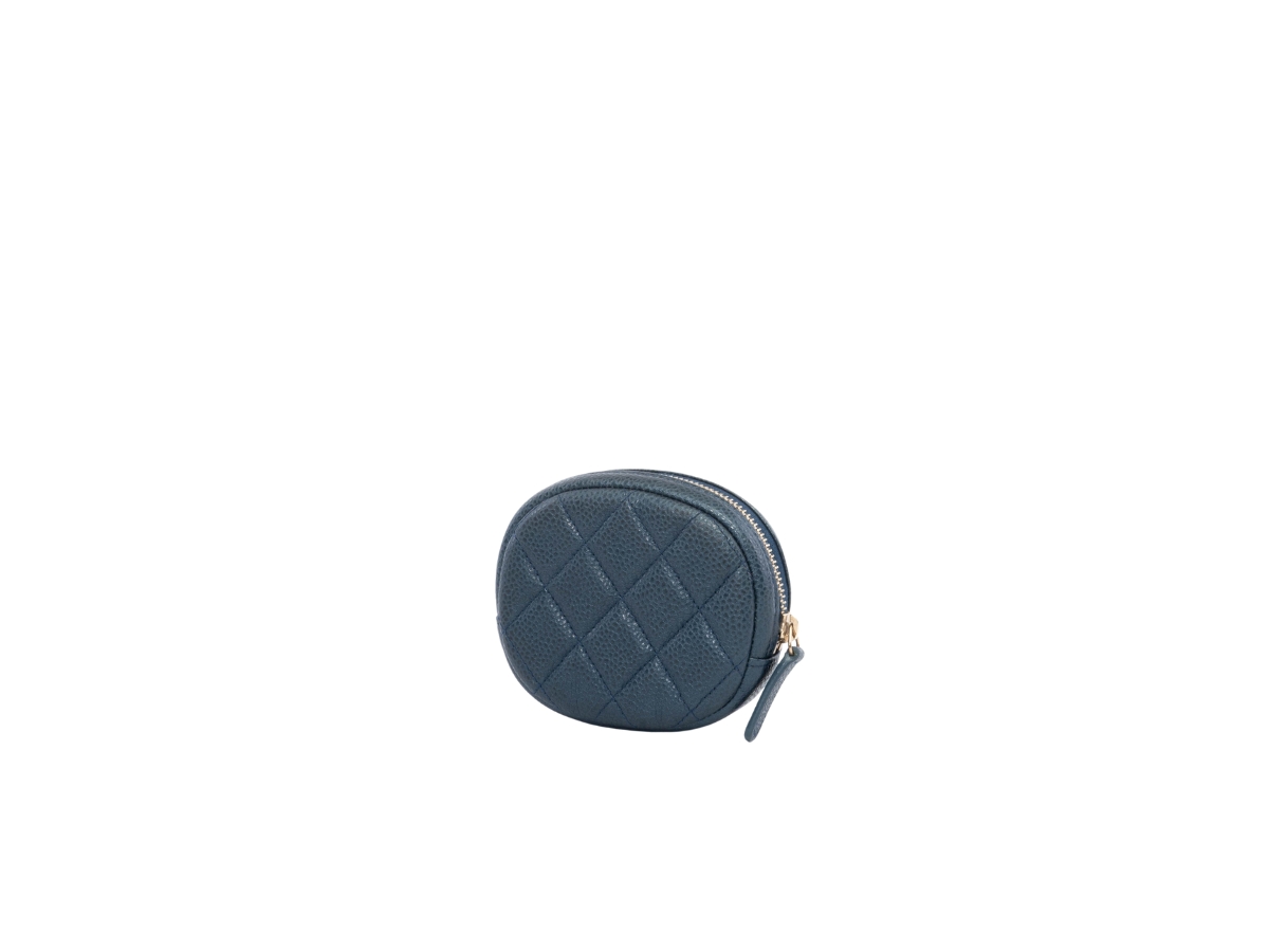 https://d2cva83hdk3bwc.cloudfront.net/chl-wlbczaccpighwdb-chanel-zip-around-classic-coin-purse-in-gold-hardware-with-dark-blue-2.jpg