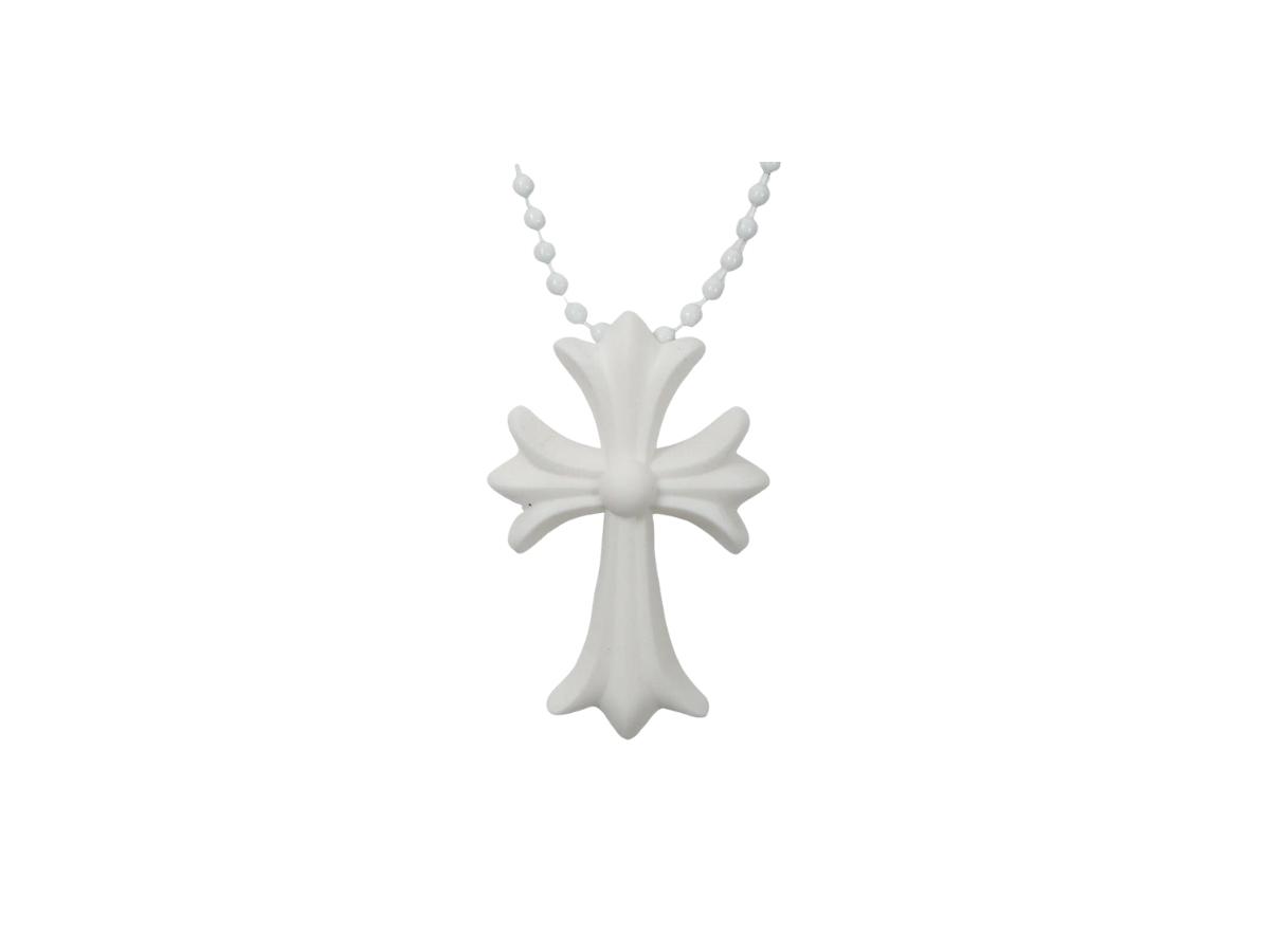 https://d2cva83hdk3bwc.cloudfront.net/chrome-hearts-cross-necklace-in-silicone-white-1.jpg