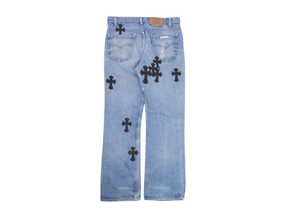 https://d2cva83hdk3bwc.cloudfront.net/chrome-hearts-levi-s-517-cross-patch-jeans-blue-2.jpg