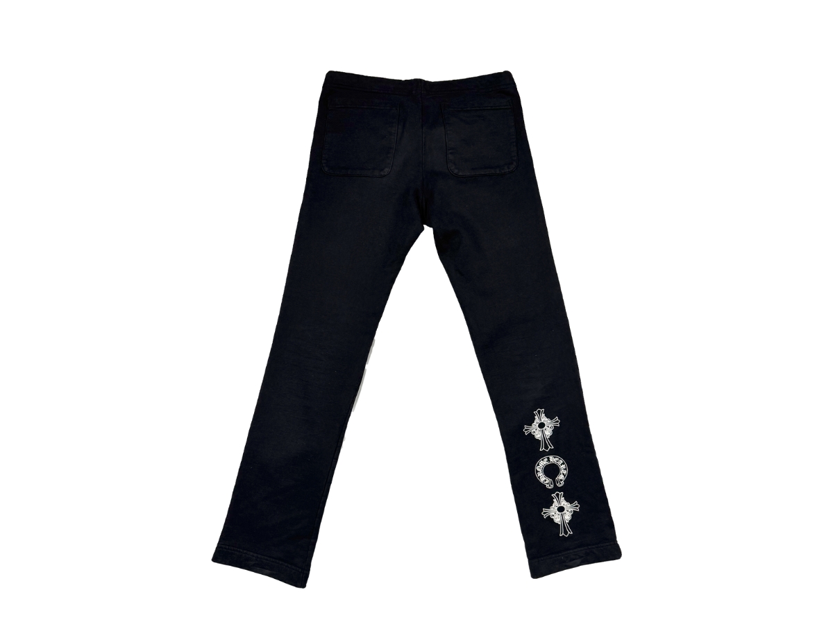 https://d2cva83hdk3bwc.cloudfront.net/chrome-ptachvmlfsb-chrome-hearts-vintage-multi-logos-flare-sweatpants-black-2.jpg