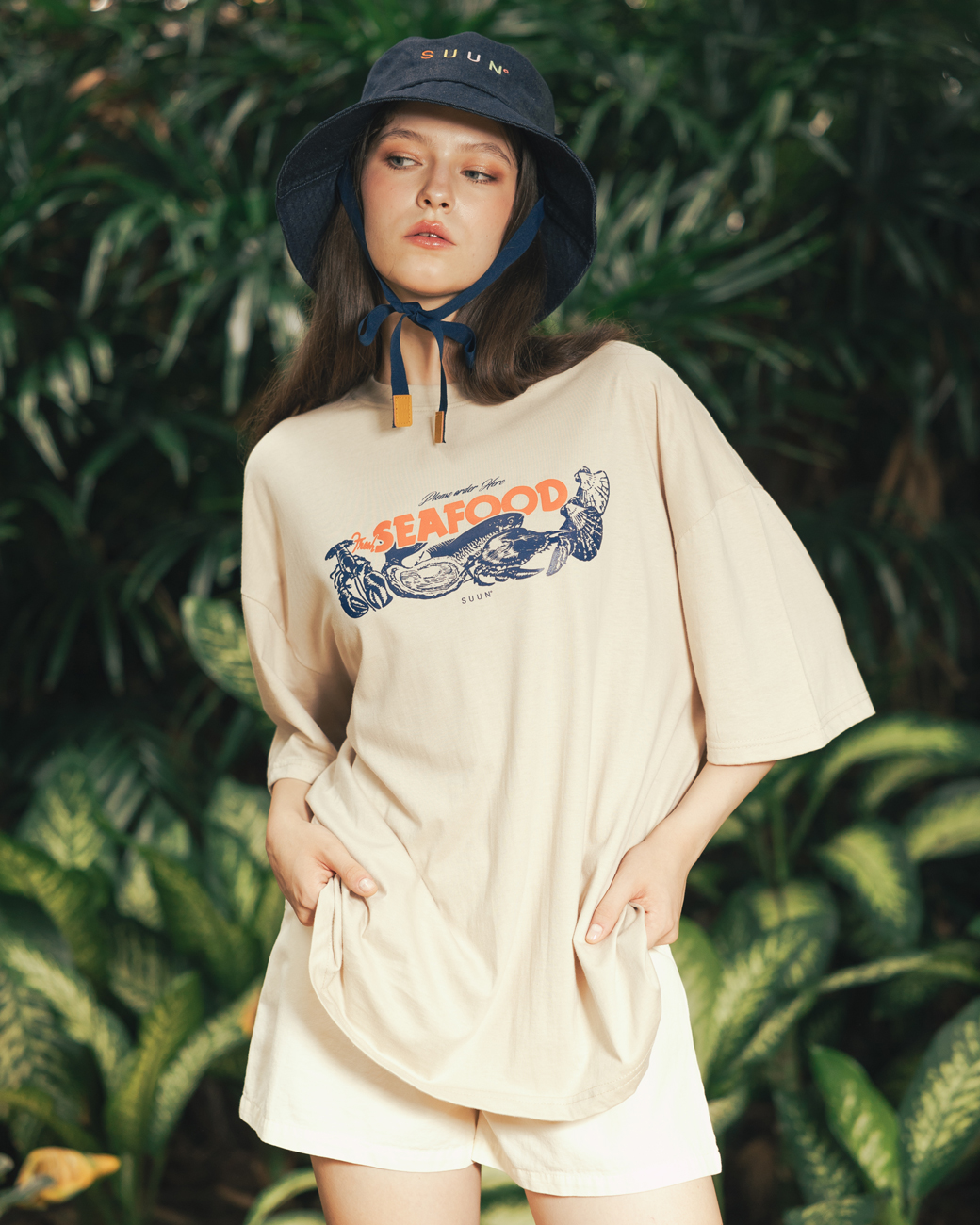 https://d2cva83hdk3bwc.cloudfront.net/classy_suun---oversized-t-shirt--seafood--cream-4.jpg