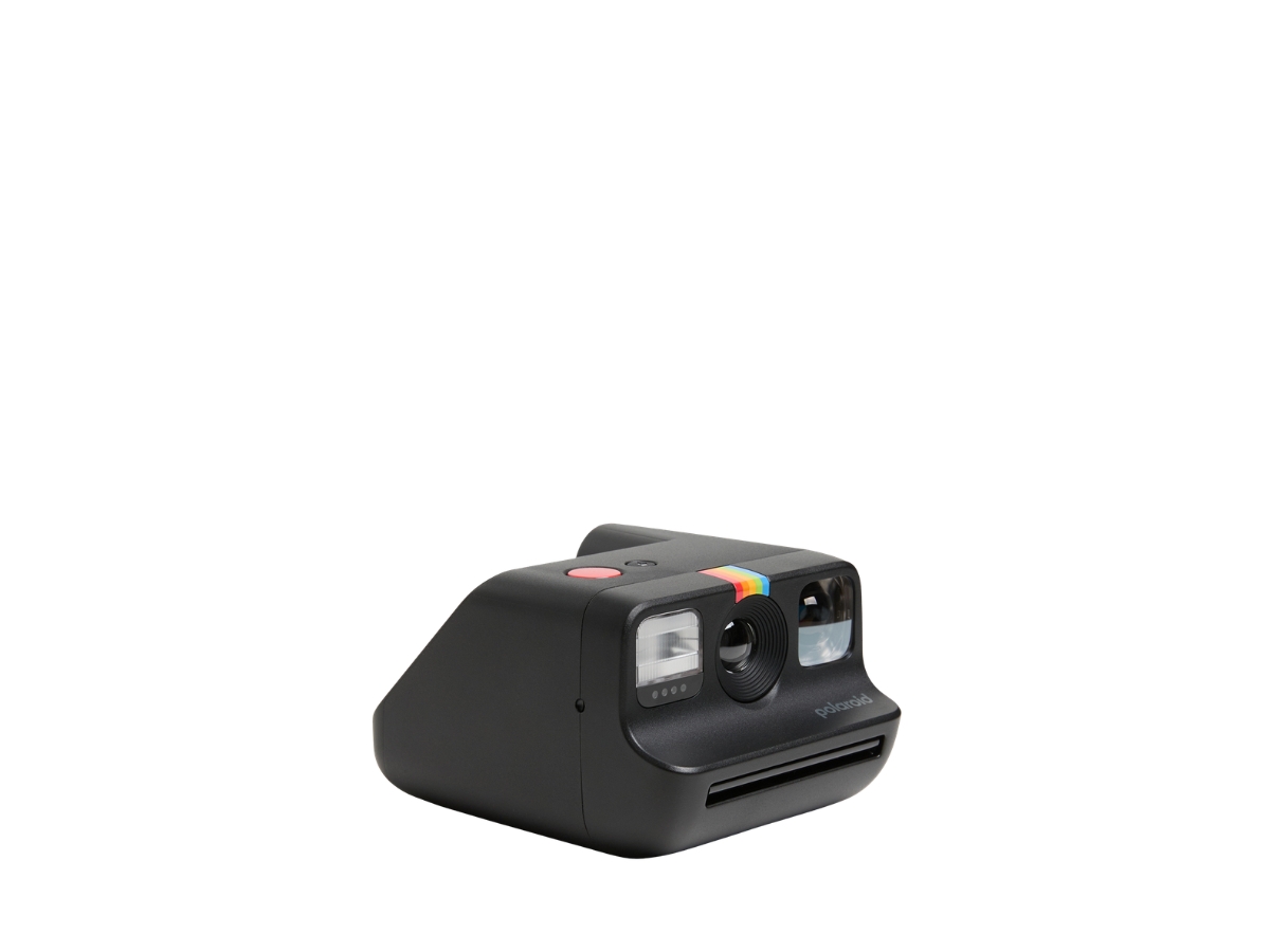 https://d2cva83hdk3bwc.cloudfront.net/cnv-ggacxpgicg2-carnival-x-polaroid-go-instant-camera-generation-2-2.jpg