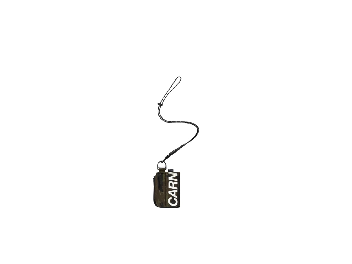 https://d2cva83hdk3bwc.cloudfront.net/cnv-wlbccwbc-carnival-camo-wallet-bag-camo-1.jpg