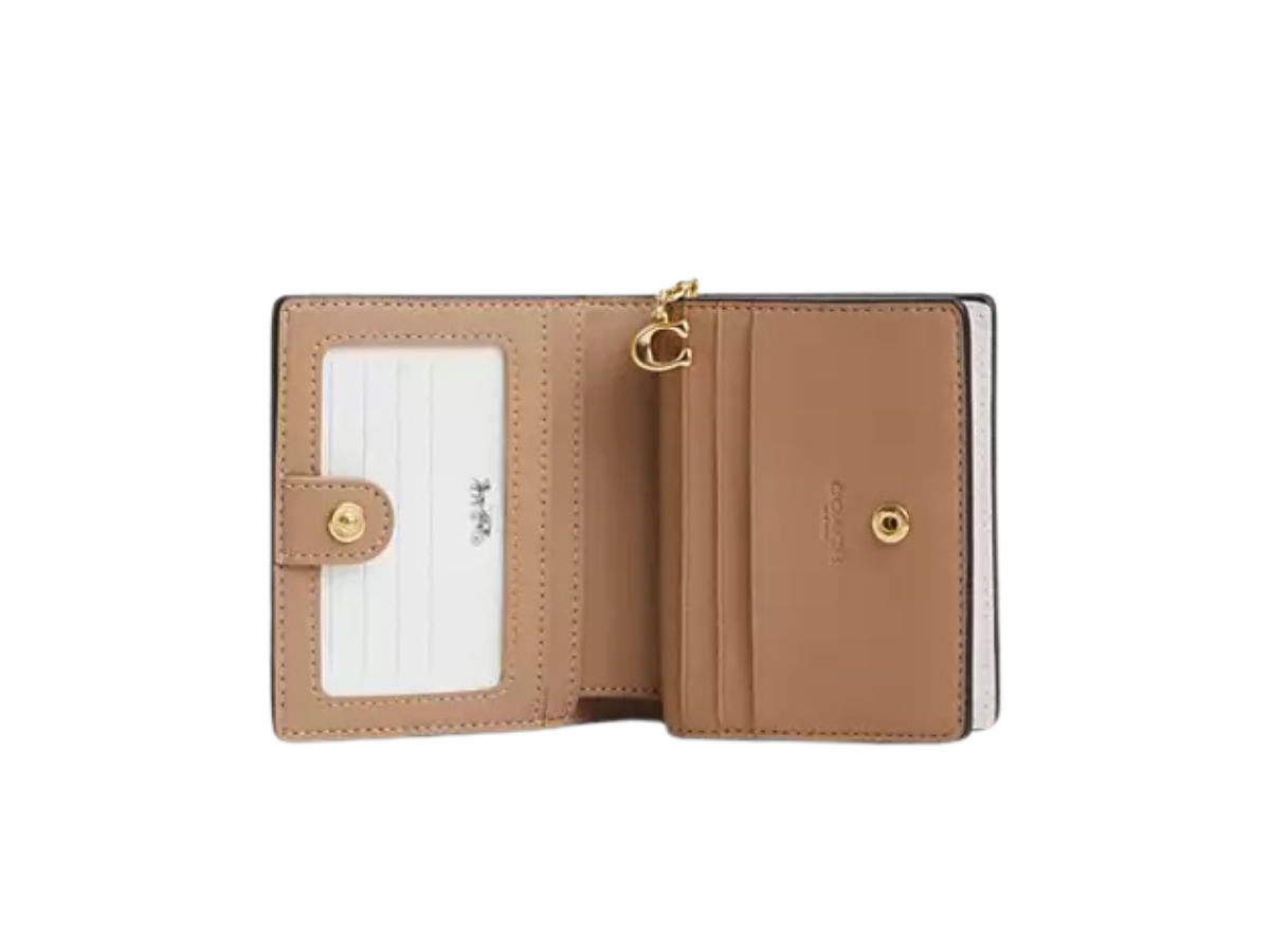 https://d2cva83hdk3bwc.cloudfront.net/coach-snap-wallet-in-signature-canvas-with-floral-print-light-khaki-chalk-2.jpg