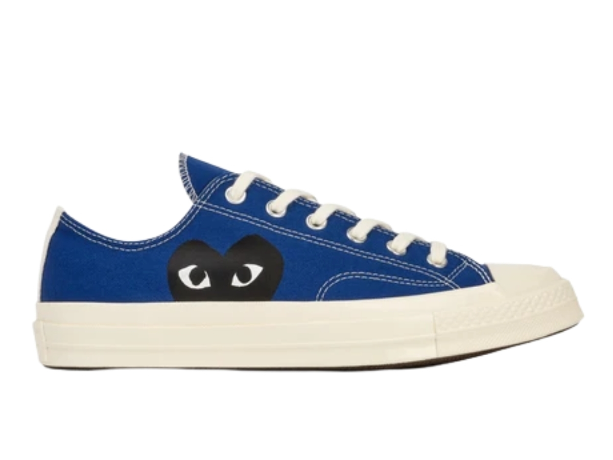 https://d2cva83hdk3bwc.cloudfront.net/converse-chuck-taylor-all-star--70-low-x-play-comme-des-gar-ons-black-heart---blue--1.jpg