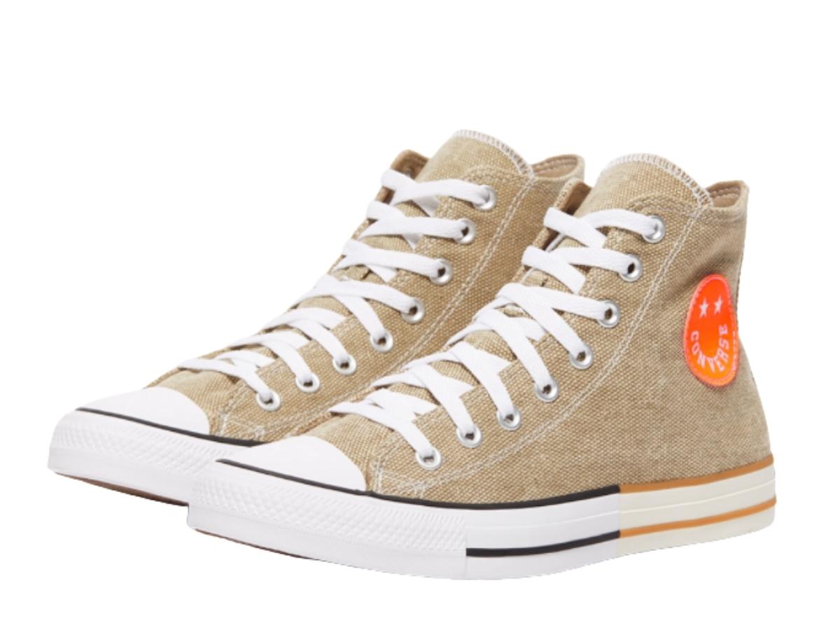 https://d2cva83hdk3bwc.cloudfront.net/converse-chuck-taylor-all-star-hi-happy-camper-3.jpg